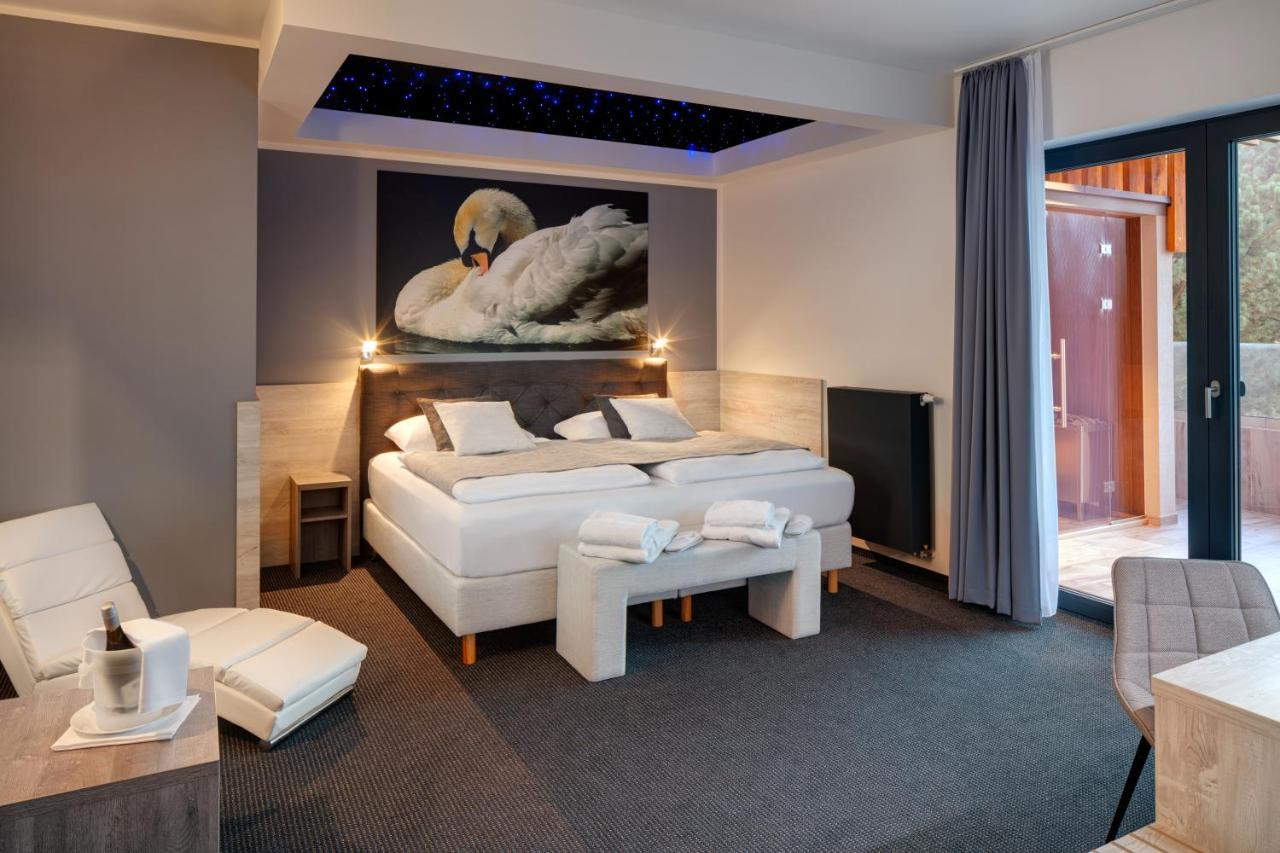 Hotel Atlantis Rozdrojovice Extérieur photo