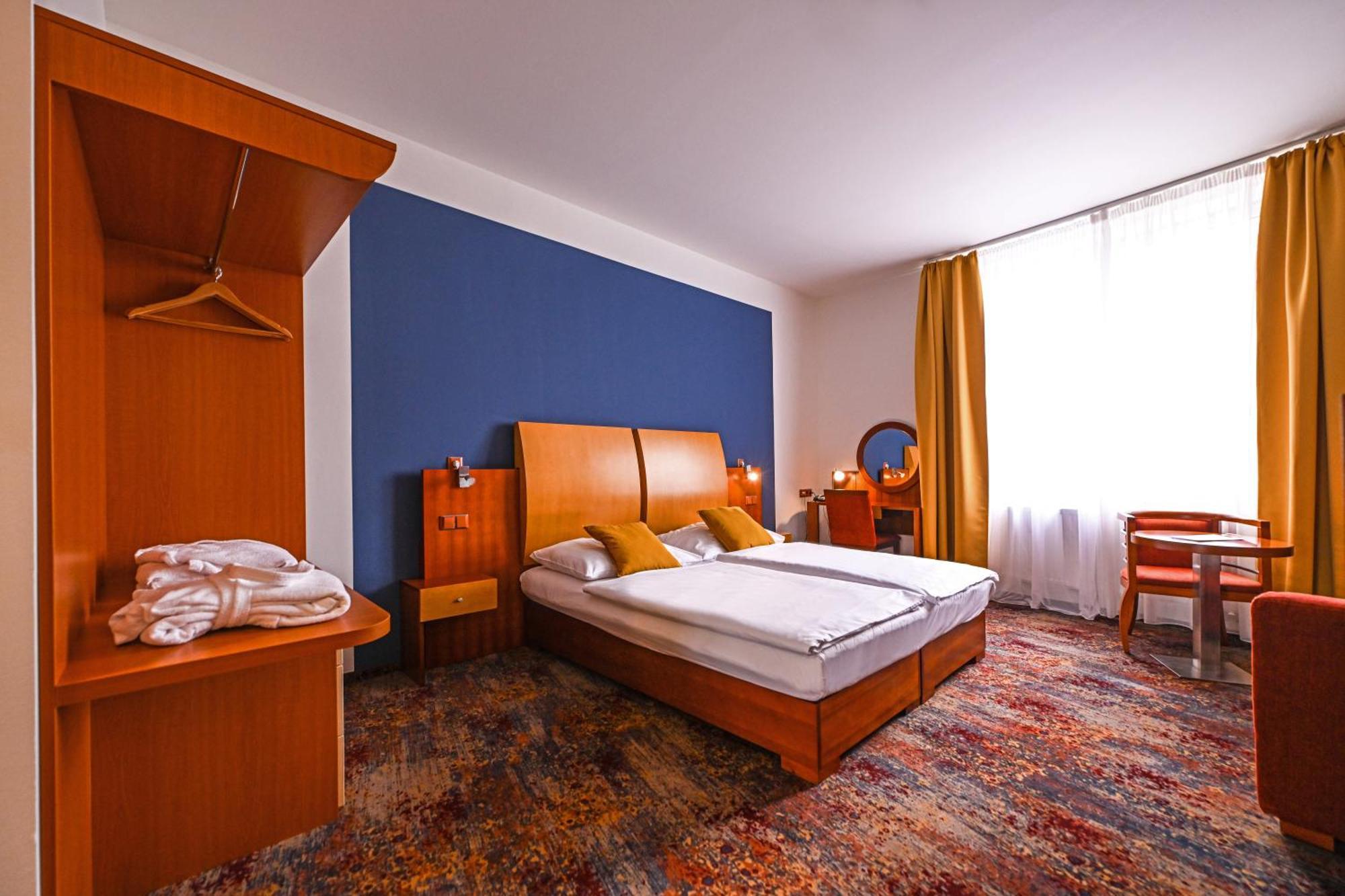 Hotel Atlantis Rozdrojovice Extérieur photo