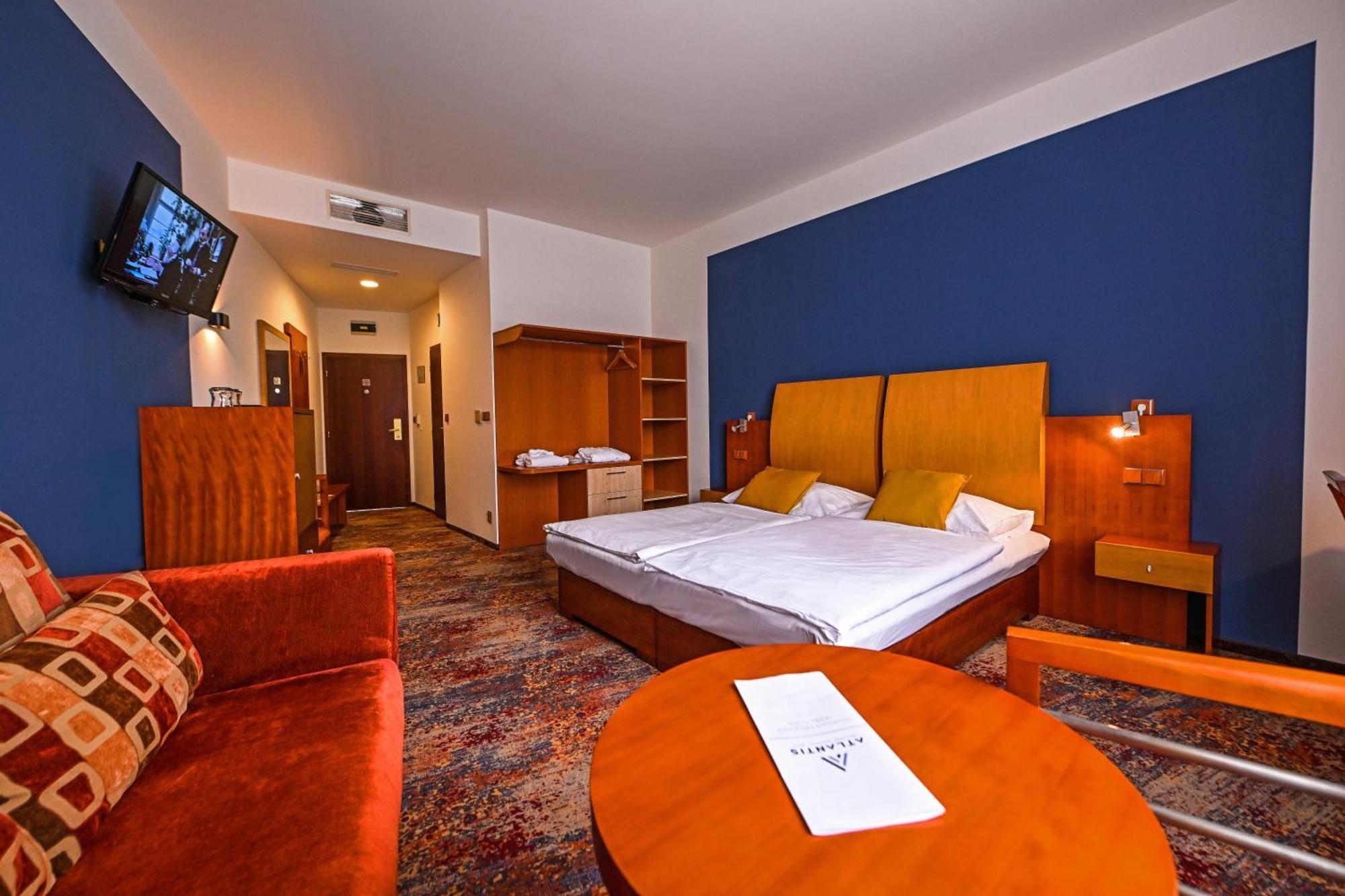 Hotel Atlantis Rozdrojovice Extérieur photo