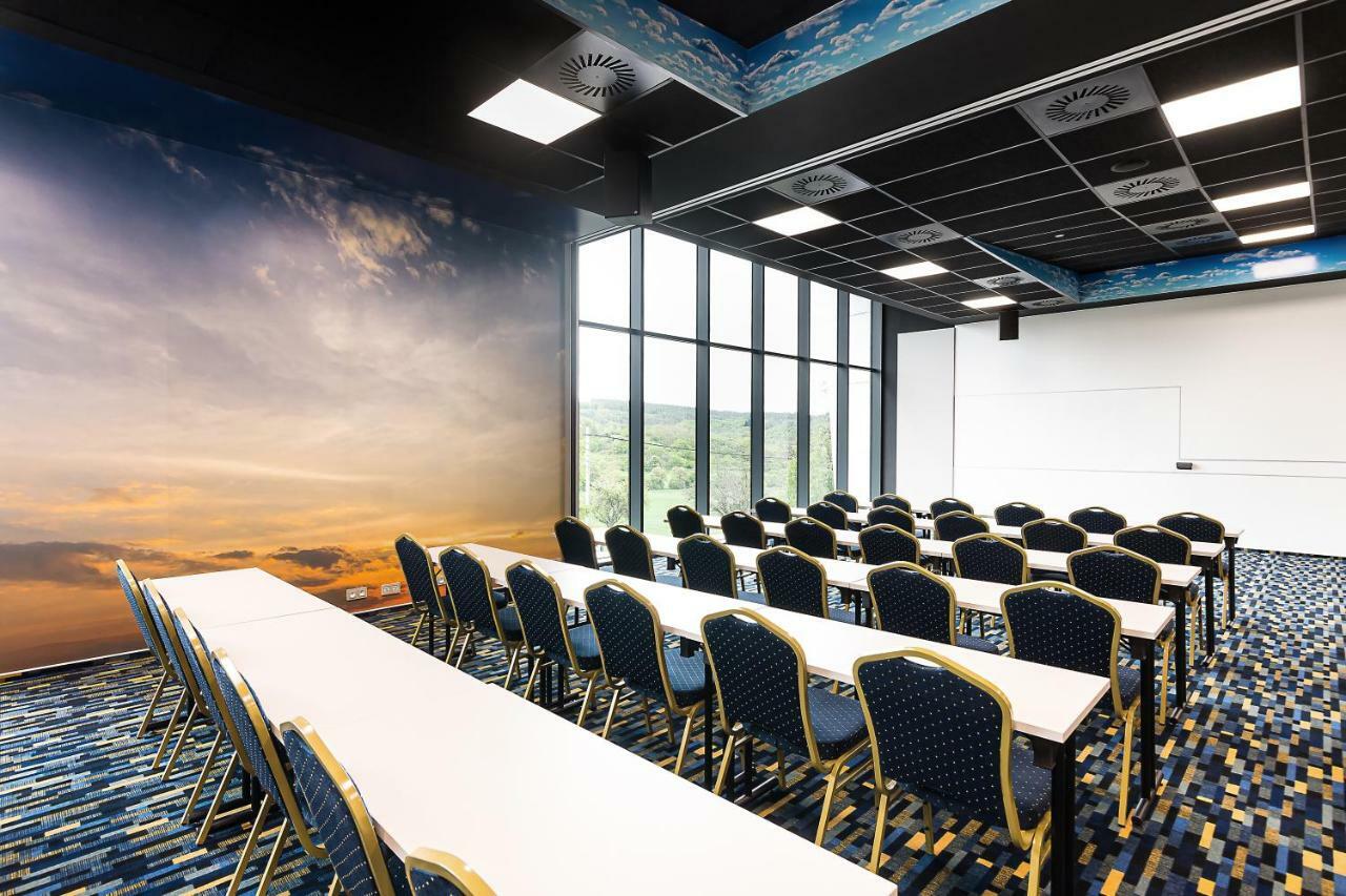 Hotel Atlantis Rozdrojovice Extérieur photo